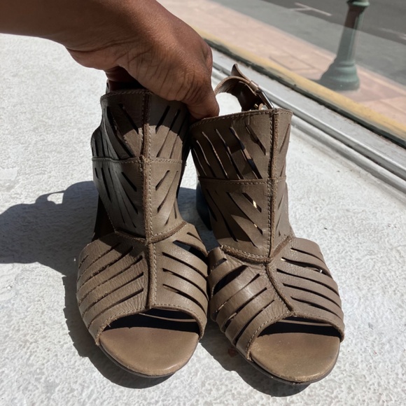 Klub Nico Khaki tan leather sandals - Picture 4 of 7